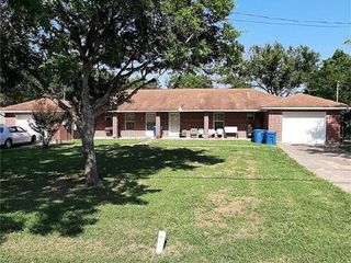 Foreclosed Home - 1002 N DENTON ST, 76667