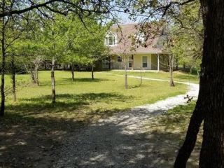 Foreclosed Home - 1171 POSSUM TROT RD, 76682
