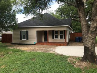 Foreclosed Home - 309 N NECHES ST, 76692