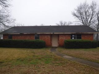 Foreclosed Home - 309 W Trinity Ave, 76693