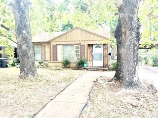 Foreclosed Home - 520 CARVER ST, 76704