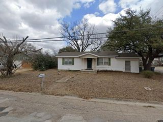 Foreclosed Home - 408 POWERS ST, 76705