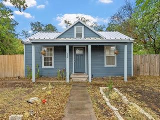Foreclosed Home - 152 SAN PEDRO ST, 76705