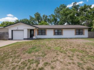 Foreclosed Home - 3212 WYNMORE DR, 76706