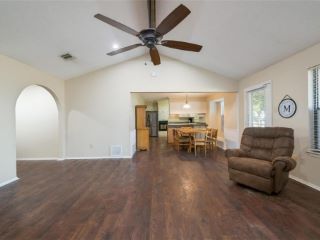 Foreclosed Home - List 101204318