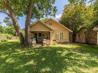 Foreclosed Home - 3020 EDMOND AVE, 76707