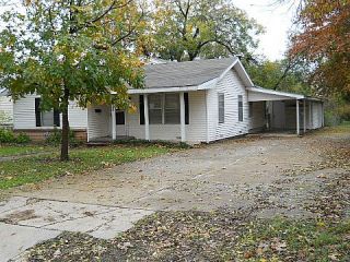 Foreclosed Home - 3036 N 34TH ST, 76708