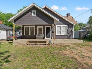 Foreclosed Home - 2111 LYLE AVE, 76708