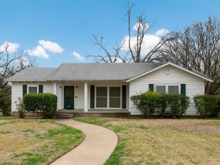 Foreclosed Home - 3120 PINE AVE, 76708