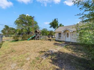 Foreclosed Home - 2100 EDNA AVE, 76708