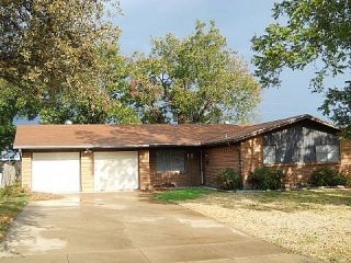 Foreclosed Home - 505 CARLYLE DR, 76710