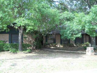 Foreclosed Home - 2324 ROSEWOOD DR, 76710