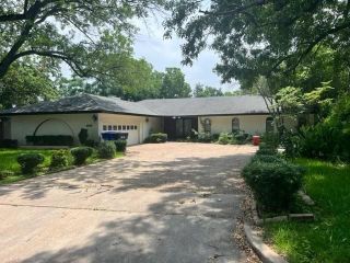 Foreclosed Home - 4800 LAKE ENGLEWOOD DR, 76710