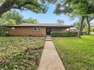 Foreclosed Home - 1340 CIRCLEWOOD DR, 76712