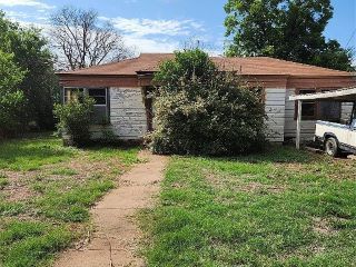 Foreclosed Home - 1314 AVENUE G, 76801