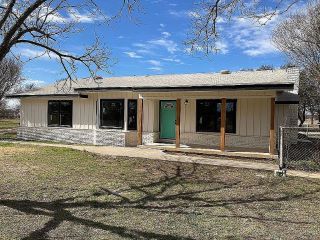 Foreclosed Home - 725 LONGHORN DR, 76802