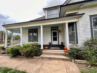 Foreclosed Home - 801 N 9TH ST, 76821