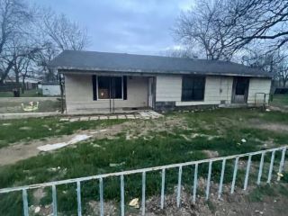 Foreclosed Home - 502 PALMER ST, 76823