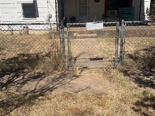 Foreclosed Home - 704 S WILLOW ST, 76825