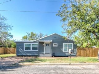 Foreclosed Home - 1902 COLEMAN ST, 76901