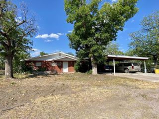 Foreclosed Home - 2928 TRAVIS ST, 76903