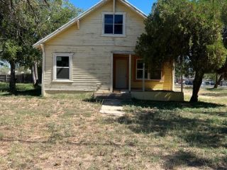 Foreclosed Home - 1320 ORIENT ST, 76903