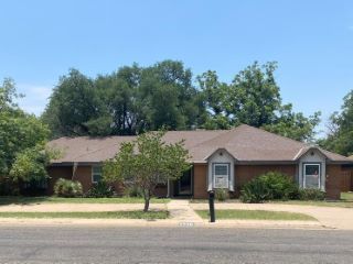 Foreclosed Home - 2738 SOUTHLAND BLVD, 76904