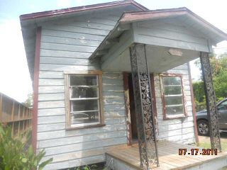 Foreclosed Home - 624 ALLSTON ST, 77007