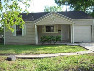 Foreclosed Home - 4202 DREYFUS ST, 77021