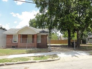 Foreclosed Home - 4934 OAKLAND ST, 77023