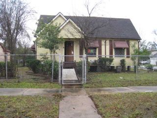 Foreclosed Home - 5304 LEELAND ST, 77023