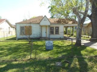 Foreclosed Home - 2322 LINDER ST, 77026