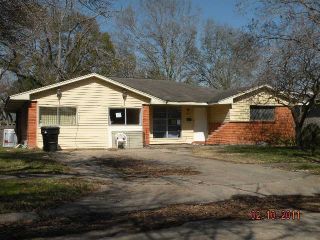 Foreclosed Home - 9947 KITTRELL ST, 77034