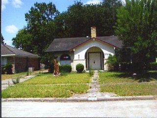 Foreclosed Home - 7711 EICHLER DR, 77036