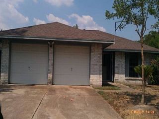 Foreclosed Home - 7850 BREEZEWAY ST, 77040