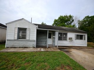 Foreclosed Home - 3414 SPARROW ST, 77051