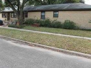 Foreclosed Home - 738 BEACHCOMBER LN, 77062