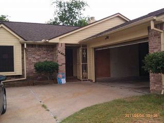 Foreclosed Home - 5415 CROSS VALLEY DR, 77066