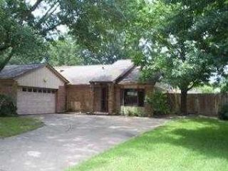 Foreclosed Home - 10735 VALLEY HILLS DR, 77071