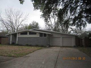 Foreclosed Home - 7031 CARVEL LN, 77074