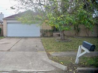 Foreclosed Home - 14919 HERITAGE WOOD DR, 77082