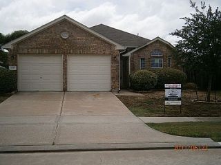 Foreclosed Home - 8302 MALIN CT, 77083