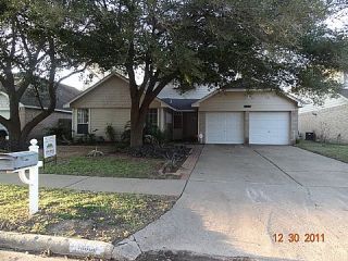 Foreclosed Home - 16806 BOULDGREEN, 77084