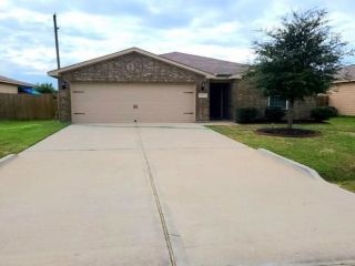 Foreclosed Home - 2423 FALLEN PINE LN, 77088