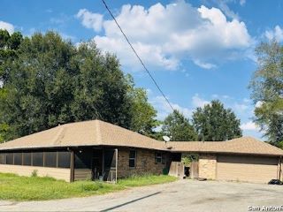 Foreclosed Home - 458 COUNTY ROAD 2201, 77327