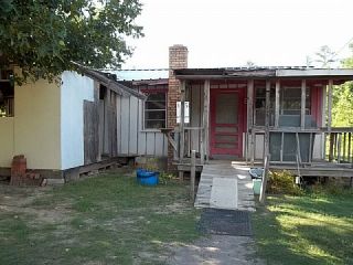 Foreclosed Home - 260 R JACKSON RD, 77335