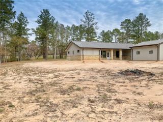 Foreclosed Home - 29 WILLOW CREEK DR, 77340