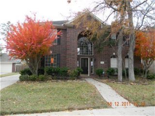Foreclosed Home - 11806 LAKE GROVE BND, 77377
