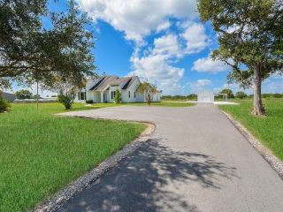 Foreclosed Home - 3310 CLEMONS SWITCH RD, 77423