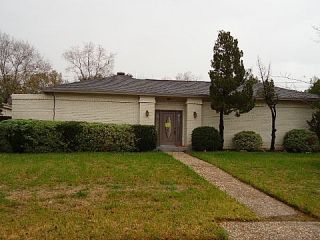 Foreclosed Home - 3019 CYPRESS POINT DR, 77459